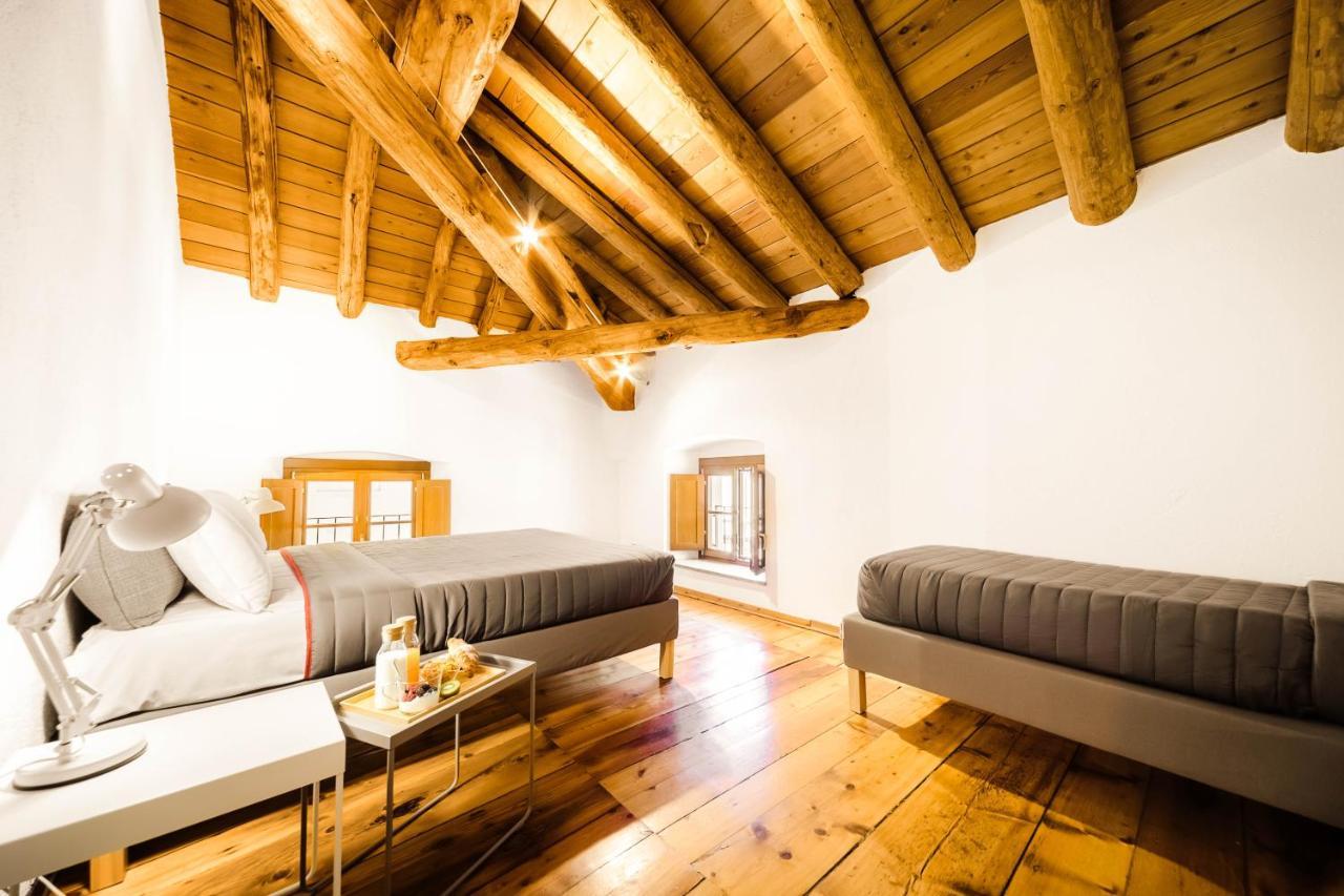 Alp Apartments Ski & Bike - Xavier อาออสตา ภายนอก รูปภาพ