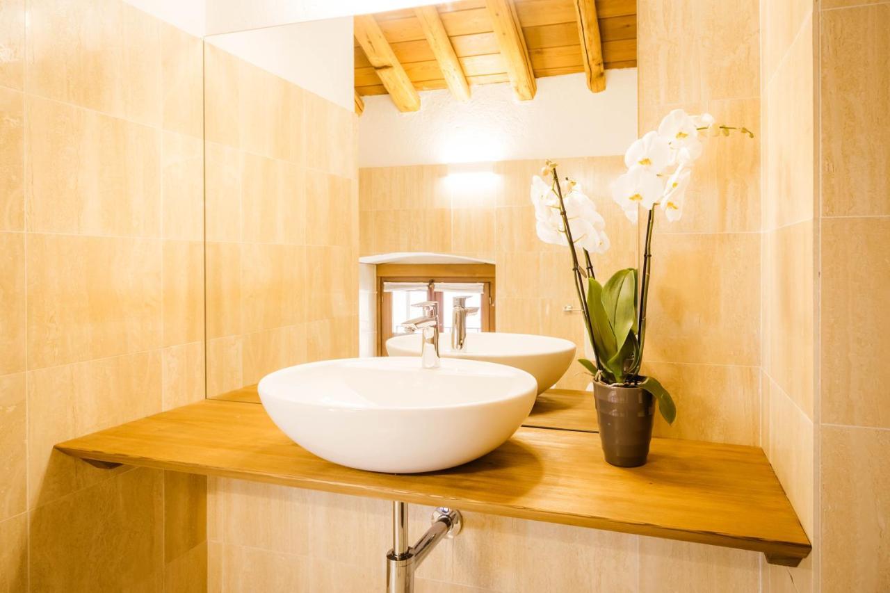 Alp Apartments Ski & Bike - Xavier อาออสตา ภายนอก รูปภาพ